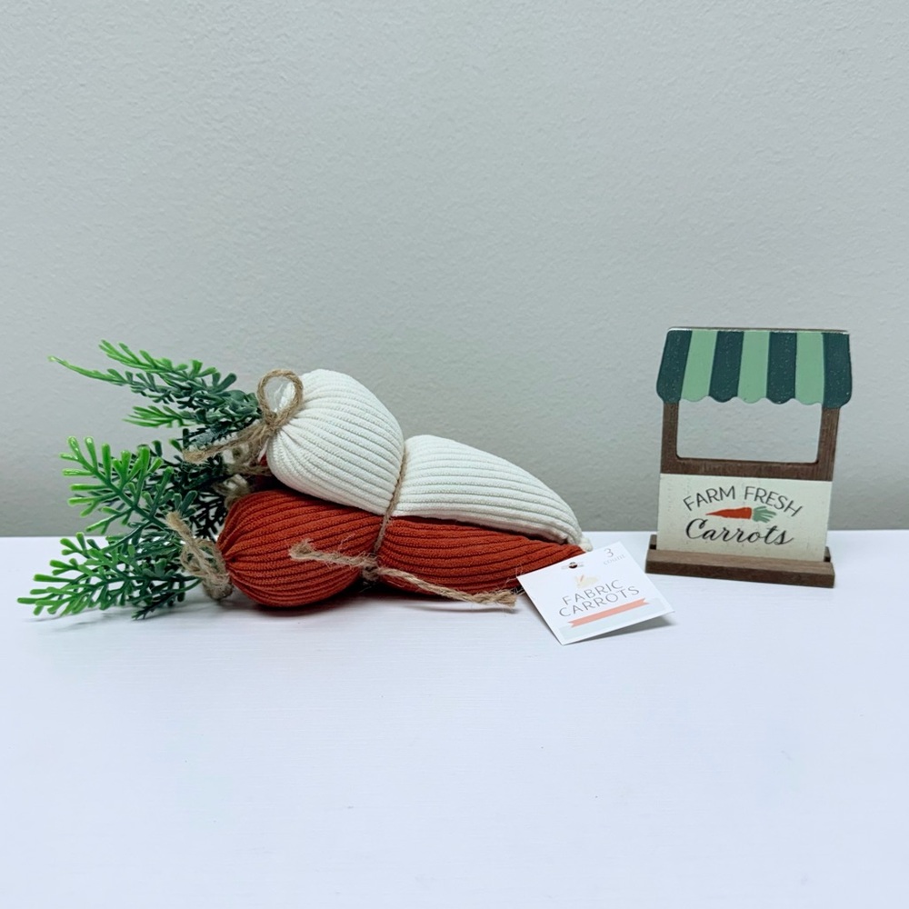 New! Target Bullseye Fabric Carrots and Carrot Stand Wooden Sign Set
